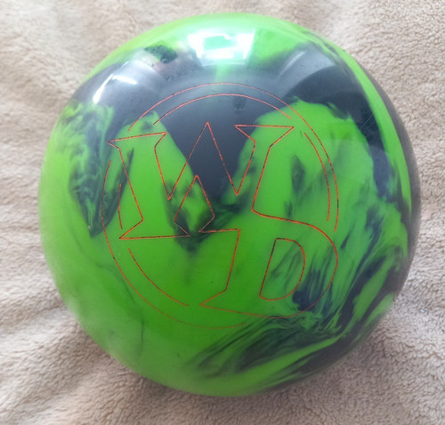 Columbia 300 bowling ball - columbia,