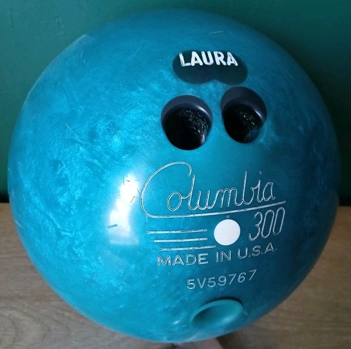 Columbia 300 bowling ball - columbia,