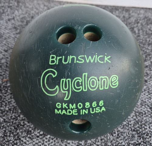 Brunswick cyclone bowling - cyclone,